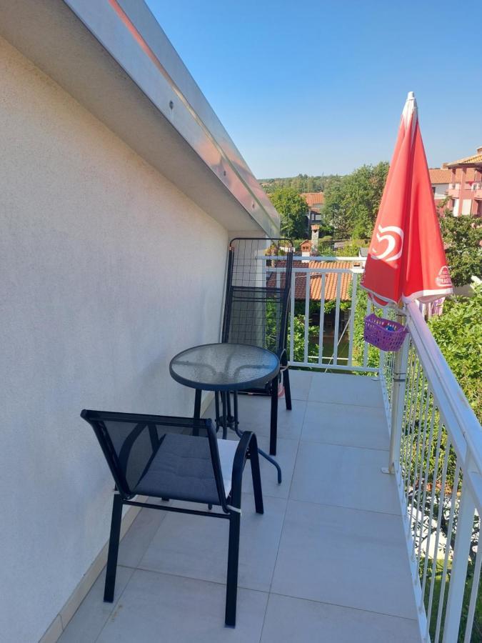 Apartmani Popovic Porec Bagian luar foto