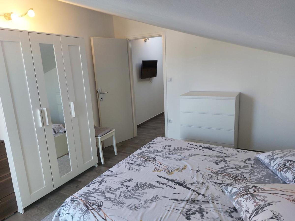 Apartmani Popovic Porec Bagian luar foto