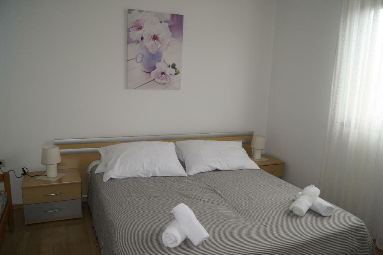 Apartmani Popovic Porec Bagian luar foto